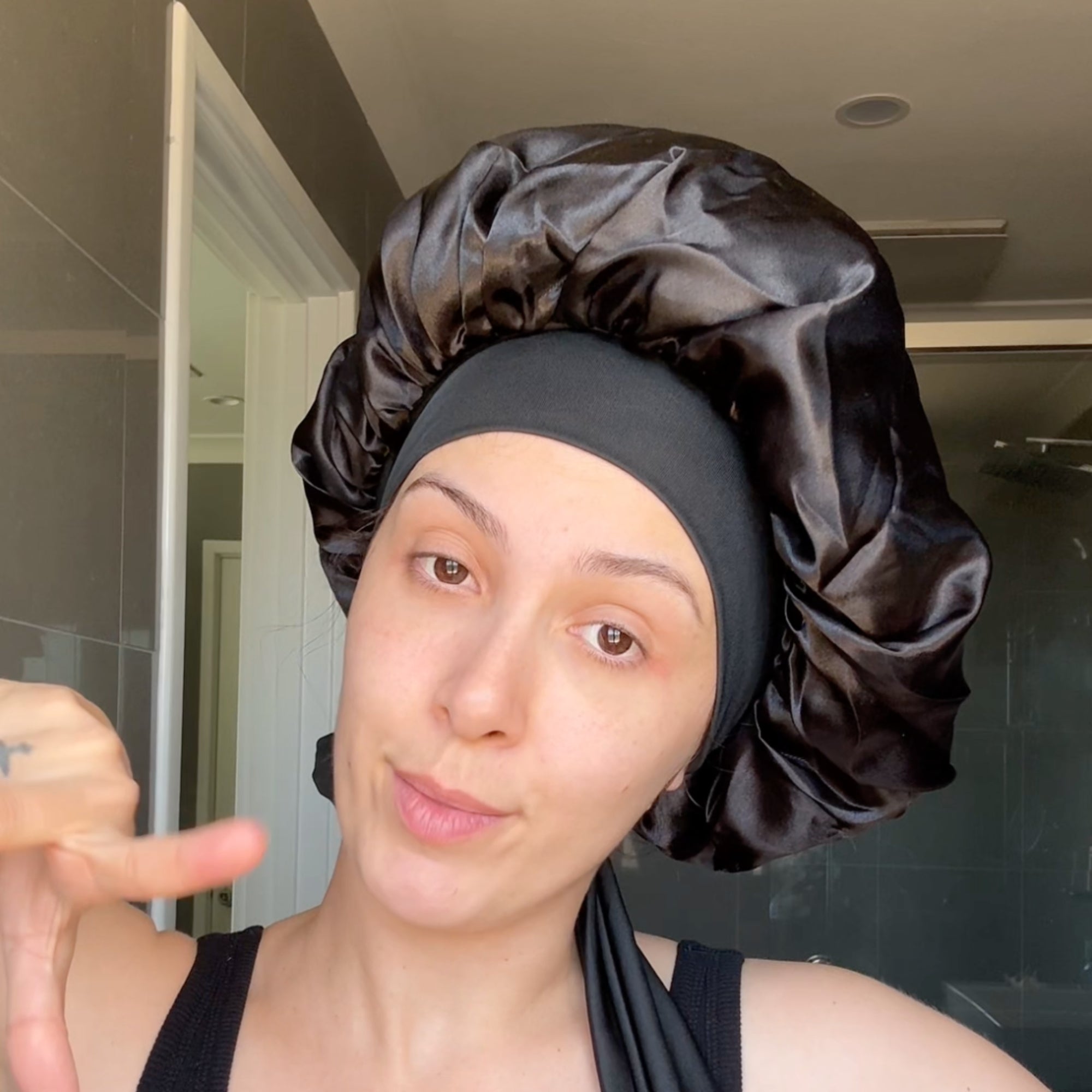 Overnight Curls Bonnet